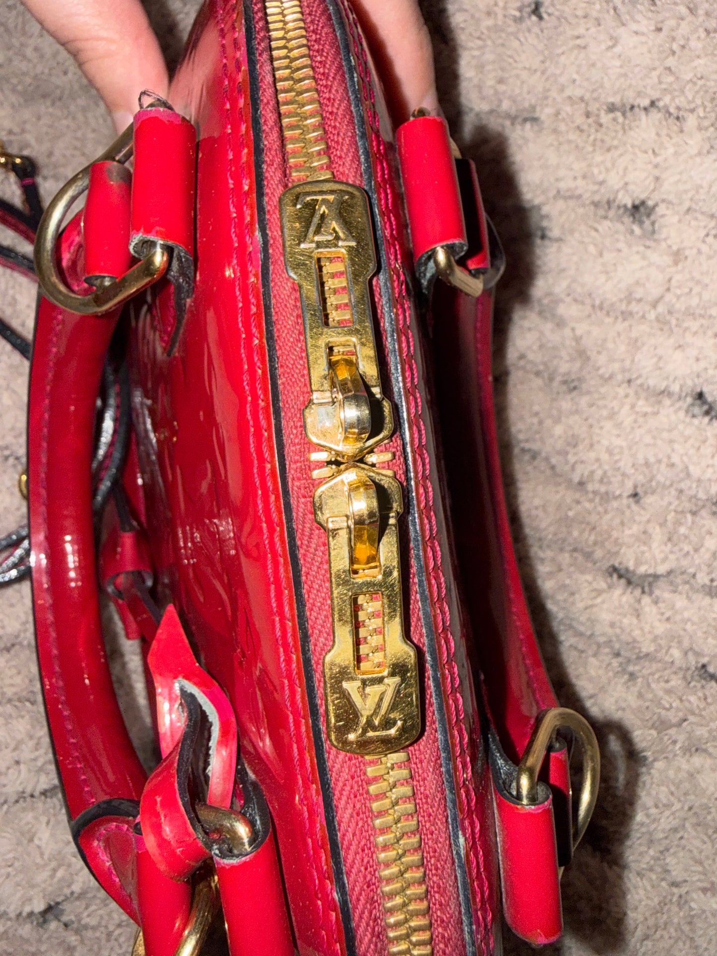 Louis Vuitton Vernis Alma BB Bag