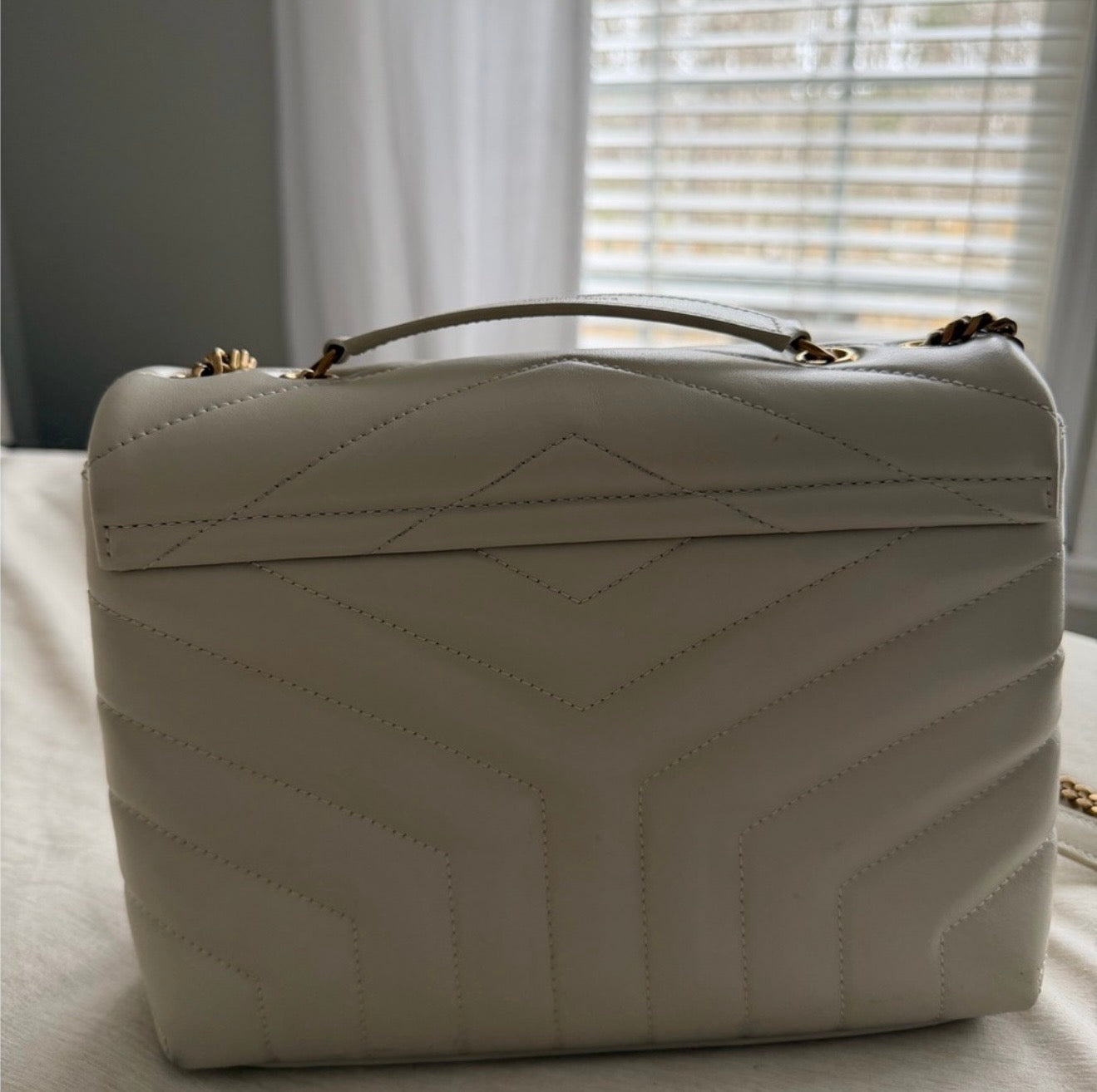 YSL Saint Laurent Small Loulou